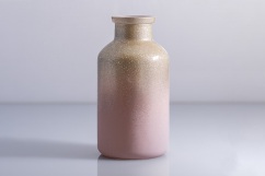 Glittery-glass-bottle-with-stars-effect